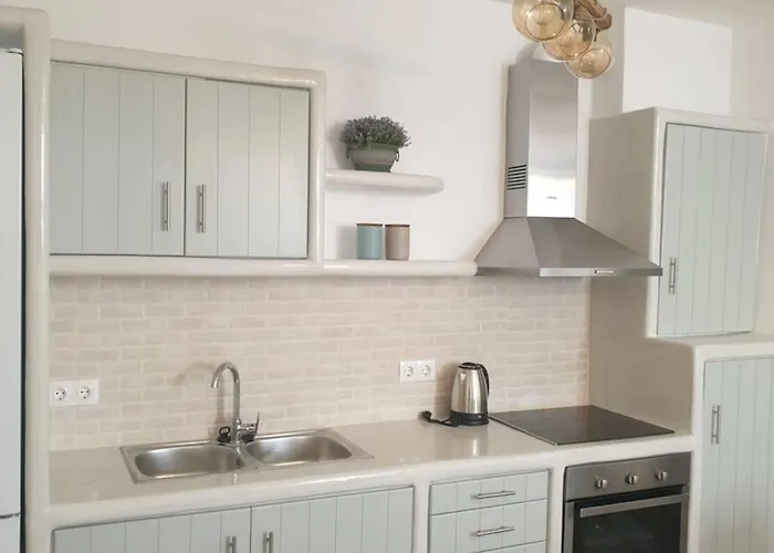 παραδοσιακό σπίτι εντός της χώρας της ίου Ios